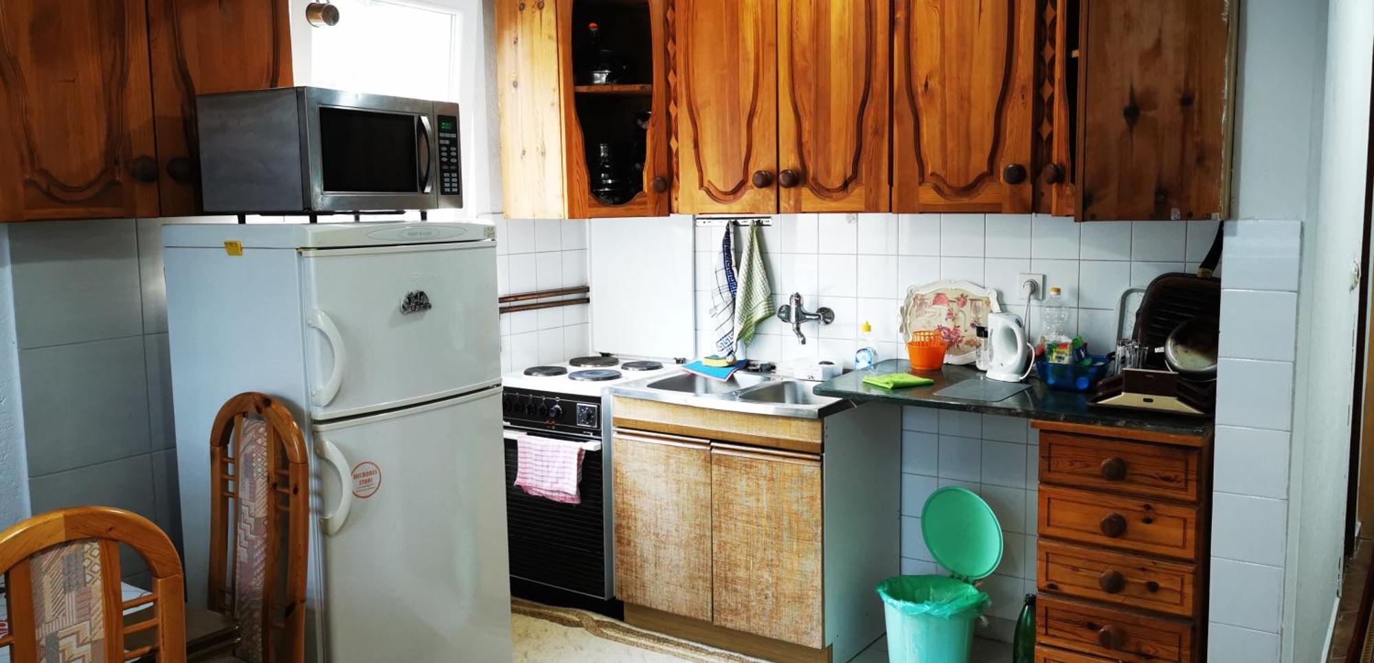 Rest & Recharge 4Bdr Apt- Free Parking, Ac & Garden ซาราเยโว ภายนอก รูปภาพ