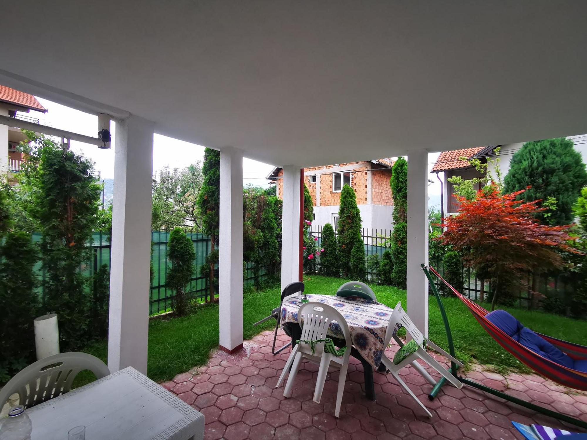 Rest & Recharge 4Bdr Apt- Free Parking, Ac & Garden ซาราเยโว ภายนอก รูปภาพ
