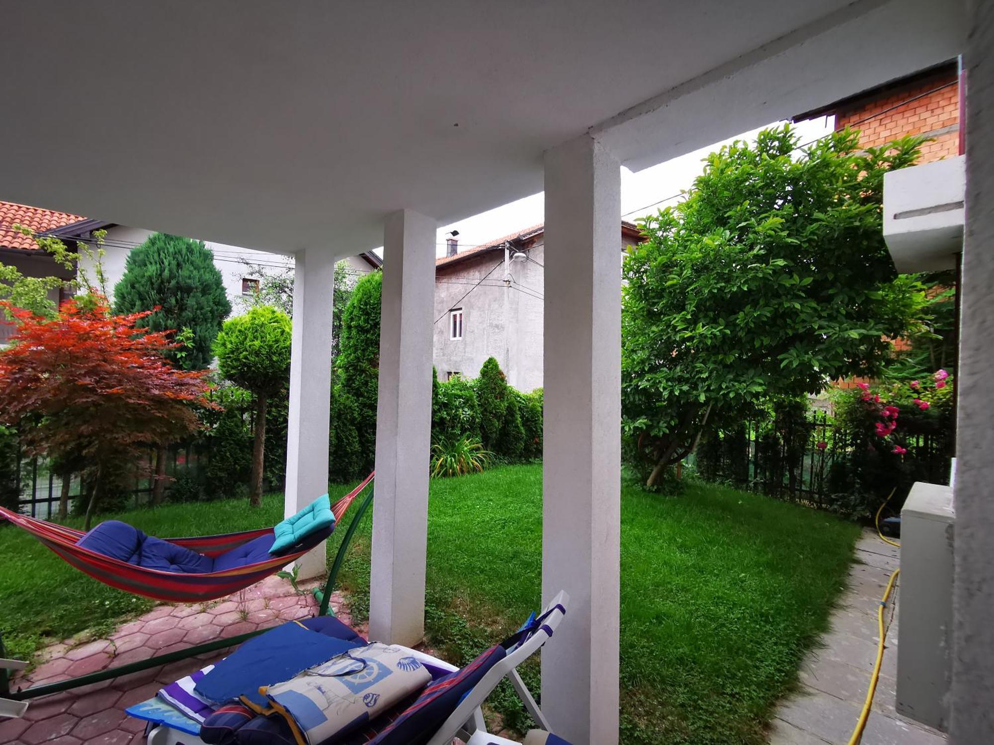 Rest & Recharge 4Bdr Apt- Free Parking, Ac & Garden ซาราเยโว ภายนอก รูปภาพ